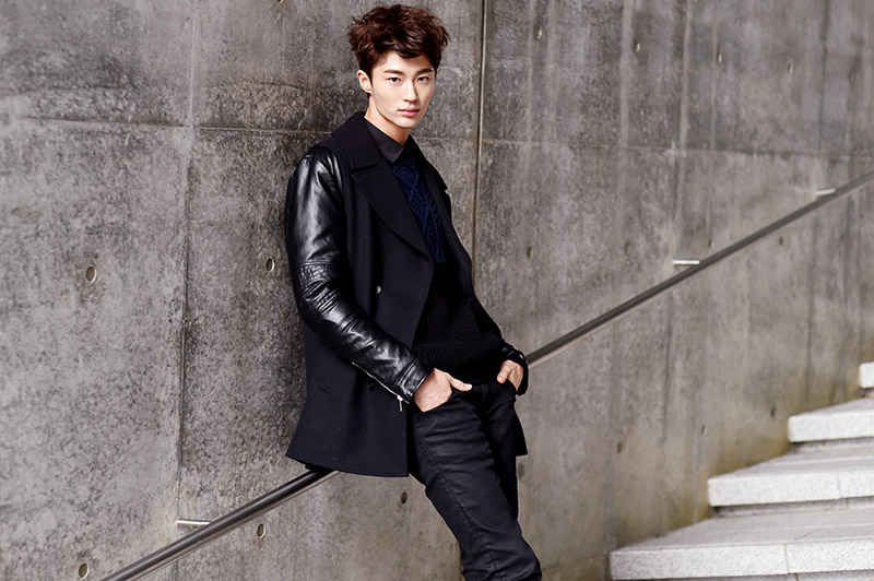 Seoul-Fashion-Week-SS15_streetstyle_1_fy65